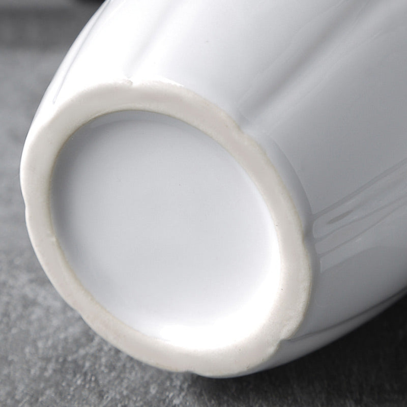 Design-Tasse mit ultra-originalem Pistolenhenkel 