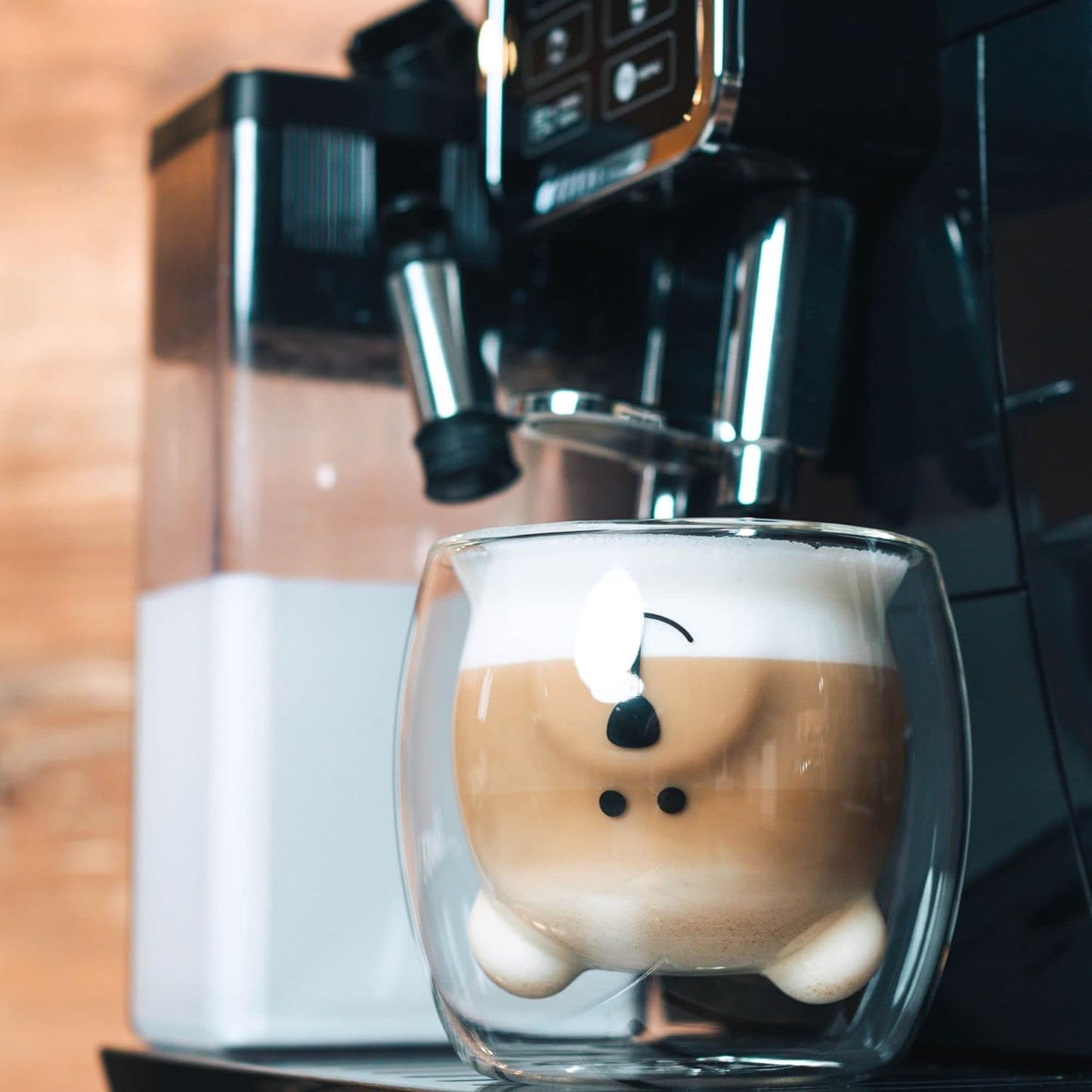 クマの形をしたコーヒーカップ - かわいくて実用的 