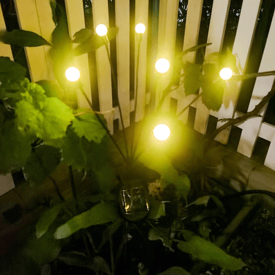 Lampy ogrodowe z świetlikami 